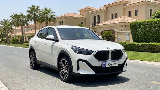 بی ام و X2