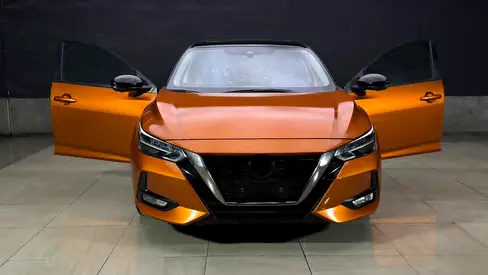 نیسان Sentra — نمای 2