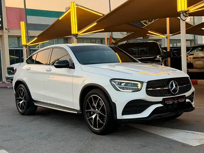 مرسدس بنز GLC Coupe 200 — نمای 3